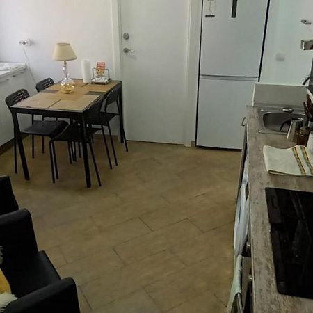 Habitacion Ap Мадрид Экстерьер фото